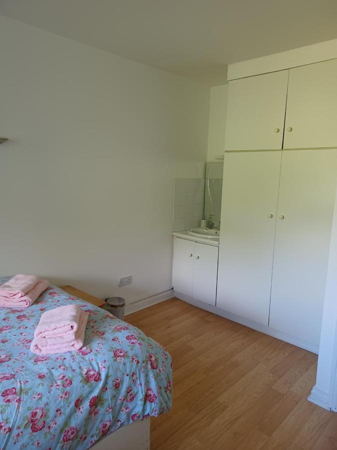 Newcastlecourt3 Apartment Galway Bagian luar foto